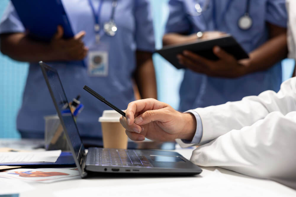 انتخاب بهترین شرکت خدمات پس از فروش تجهیزات پزشکی